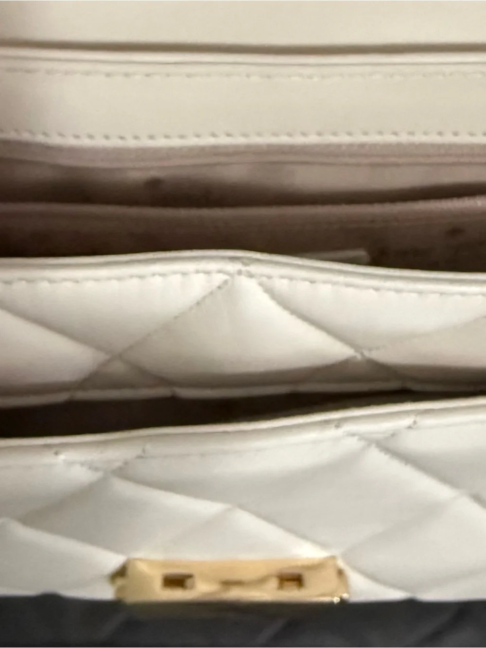 kate spade Quilted Leather Chain Shoulder Bag in Ivory/Gold. Only used once.
